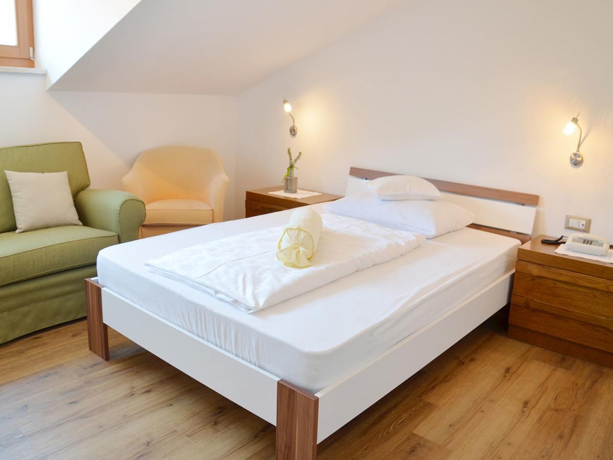 Hotel Karin Tirolo Esterno foto